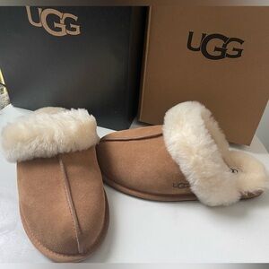UGG Women's Scuffette II Slippers - chestnut